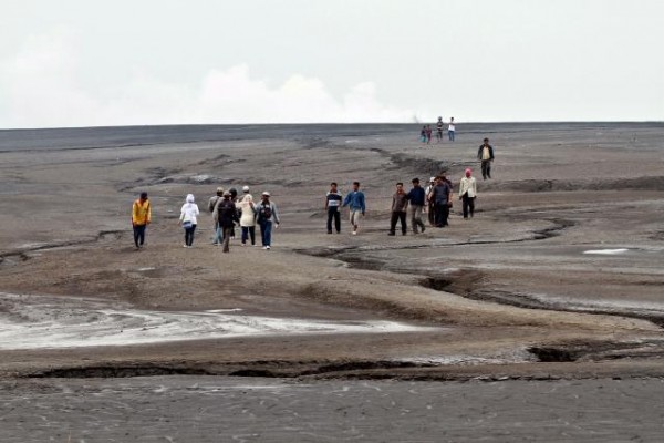  Letusan Kawah Oro-oro Kesongo Blora Telan 17 Kerbau